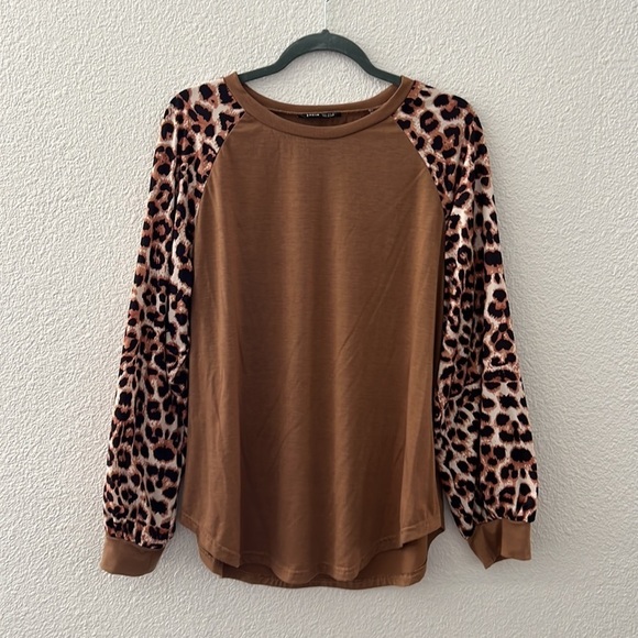 Leopard Print Brown Color Block Long Sleeve Top Blouse - Picture 2 of 6